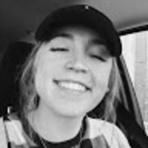 Meet your Posher, Courtney